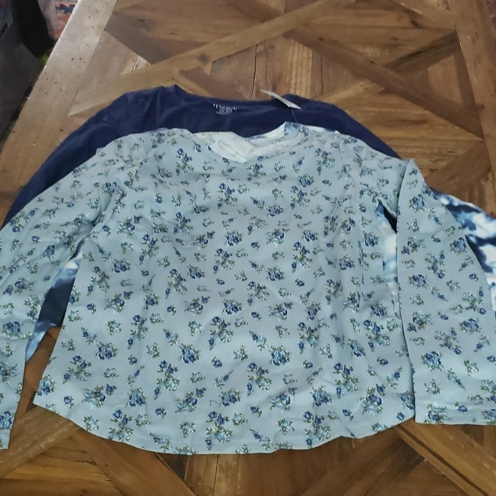 THE Children's Place 3 Long Sleeve Tops